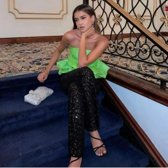 NWT ZARA LIMITED EDITION VOLUMINOUS TOP NEON GREEN XS BLOGGER’S FAVORITE - Picture 6 of 12